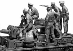 Master Box 3561 Rommel and German Tank Crew, DAK, WW II era scale 1:35 model kit