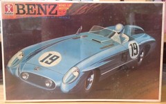 Bandai 1:32 Benz Wind Up Motor Vintage Model Car Kit 6208-120, Sealed