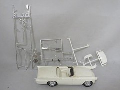 AMT ERTL ’57 T-BIRD 3 in 1 Stock Customized Model T2257-200 (partially built)