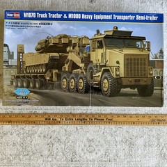 HobbyBoss 85502 M1070 1/35 Scale Truck HET M1000 Semi-Trailer Car Kit With Bonus