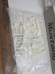 AMT Original Art Series Warren Tope 1973 Road Racing Mustang 1:25 Kit AMT896/12