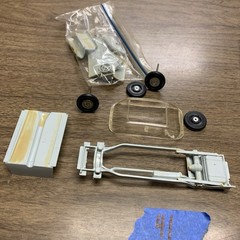 60 FORD FALCON 4DR MODEL KIT *PARTS OR RESTORE*