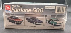 AMT 1957 Ford Fairlane 500 Car Model Kit 8028 New Factory Sealed 1/25 Scale 1993