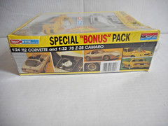 Monogram ’82 Corvette 1/24 & ’78 Camaro Z-28 1/32 Snap Tite Bonus Pack Model Kit
