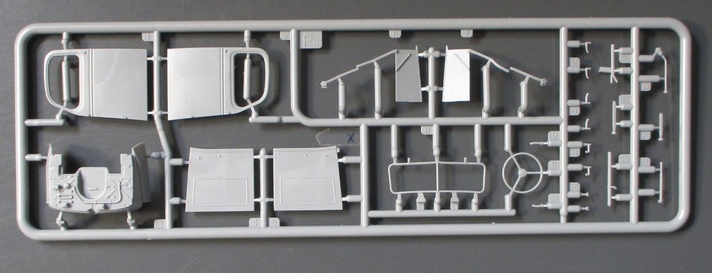 Miniart 1/35th Scale US Tow Truck G506 – Parts Tree Fa from Kit No. 38061