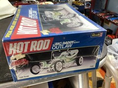 REVELL HOT ROD MAGAZINE ED BIG DADDY ROTH OUTLAW CAR MODEL KIT SEALED. LOOK