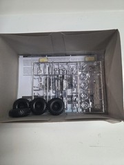 REVELL TRUCKS ’78 GMC Big Game Country Pickup Plastic 1:24 Model New in Open Box