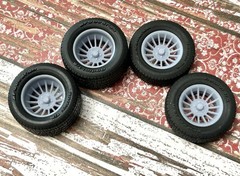 1/24 Scale: 15-inch “Western Cyclone II” Resin Wheels W/ Wide Rear Tires