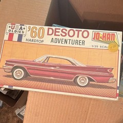 Jo-Han USA Oldies 1960 DeSoto Adventurer Hardtop 1:25 Kit Skill Level 2