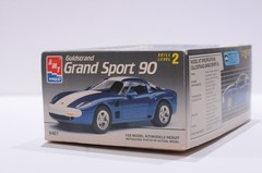 AMT ERTL GULDSTRAND GRAND SPORT 90 SCALE 1:25 MODEL KIT 6461