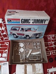 M1B rare Complete Monogram No. 2248, 1979 GMC “Jimmy” Model Kit truck gift