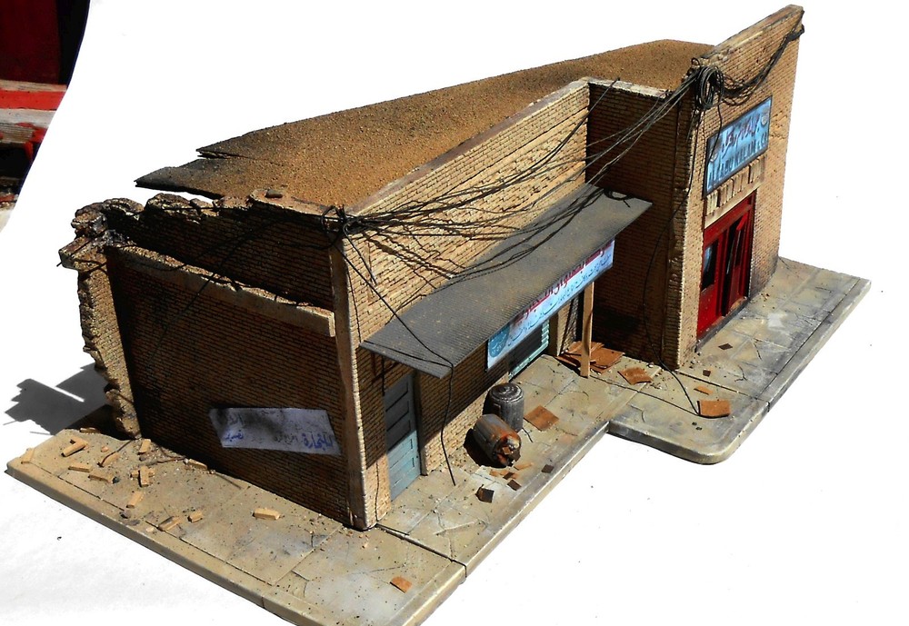 Dioramas Plus DP26 “Shorted Out” Middle East Ruins 1/35 Scale Diorama Base Model