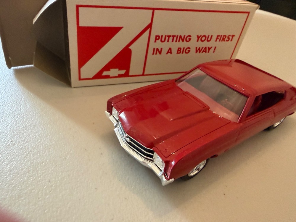 RARE VINTAGE 1971 CHEVY CHEVELLE SS PROMO IN *ORIGINAL BOX *VERY NICE! CRANBERRY