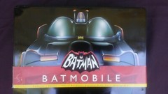 Polar Lights 1966 TV Show 1/32 Batmobile Collector’s Edition Metal Tin Box Model
