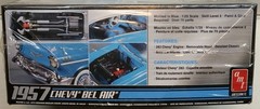 ESTATE – 1957 Chevy BEL AIR Molded Blue 1/25 Plastic Model Kit