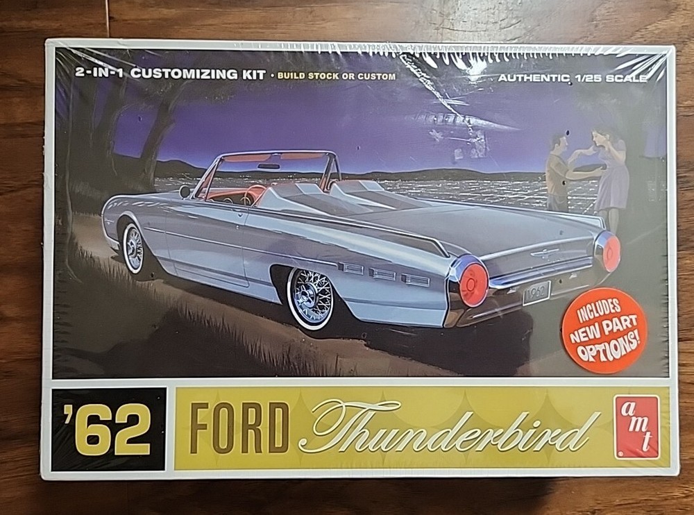 AMT 1:25 1962 Ford Thunderbird, #R2AMT682