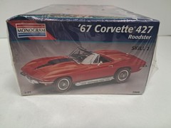 Monogram 1/25 – 67 CORVETTE 427 ROADSTER – Model Kit – 2968 – New – 1995