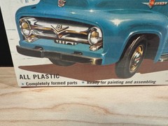 REVELL AUTHENTIC – FORD PICK-UP TRUCK – KIT #1430 w/ACCESSORIES – VINTAGE SEALED