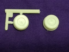 TWO REAR BRAKE DRUMS from Diamond REO Truck Tractor 1:25 AMT Model Kit