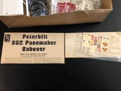 AMT RARE ORIGINAL PETERBILT PACEMAKER CABOVER 352, COMPLETE, UNBUILT, 1/25 SCALE