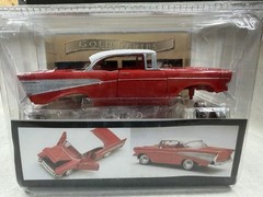 Testors Gold Series 1/24 Limited Edition Red & White 55 Chevy Bel Air Model Kit