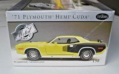 1998 Testors Metal Body 1971 Plymouth Hemi Cuda 1:24 Sublime Model Kit #198
