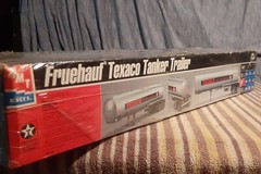 00 AMT/ERTL 1/25 Scale FRUEHAUF TEXACO TANKER TRAILER #30063 REBOX RELEASE BOXED