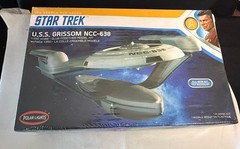 Polar Lights 1/350 USS Grissom Star Trek Plastic Model Kit POL991