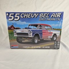 Monogram 1955 Chevy Bel Air Street Machine 1/24 Scale Plastic Model Kit