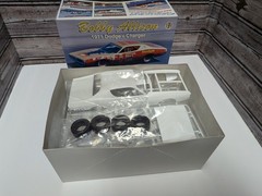 Salvinos Jr Bobby Allison 1971 Dodge Charger Nascar Model Kit