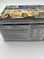 Revell ’79 Camaro Z-28 3 n’ 1 Model Car Kit Super Rare Made In 2003
