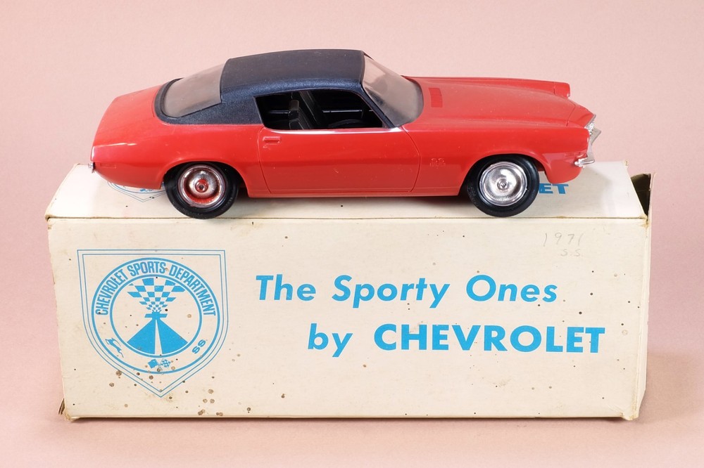 1971 Chevrolet Chevy Camaro SS 396 Dealer Promo Vintage Toy Model Car with Box
