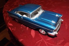 AMT 57 1957 CHEVY CHEVROLET 2 DOOR HARDTOP PLASTIC RESIN MODEL KIT 1:24 JUNKYARD