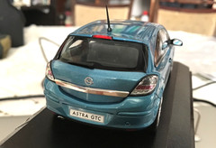 1/43 minichamps Opel Astra, GTC blue , 2door hatch mint++ !
