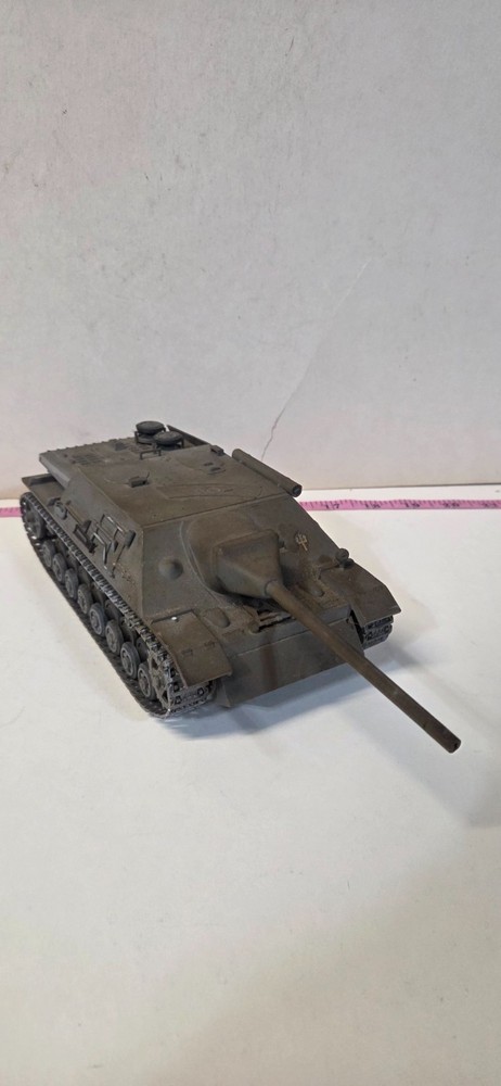 Pro-Built 1/35 German Jagdpanzer IV/70 V Lang Tracked Vehicle WWII Military Mode