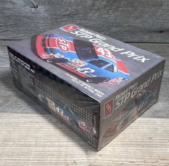 VTG 1990 Richard Petty 1/25 Model Kit NASCAR STP Grand Prix AMT ERTL 6728 SEALED