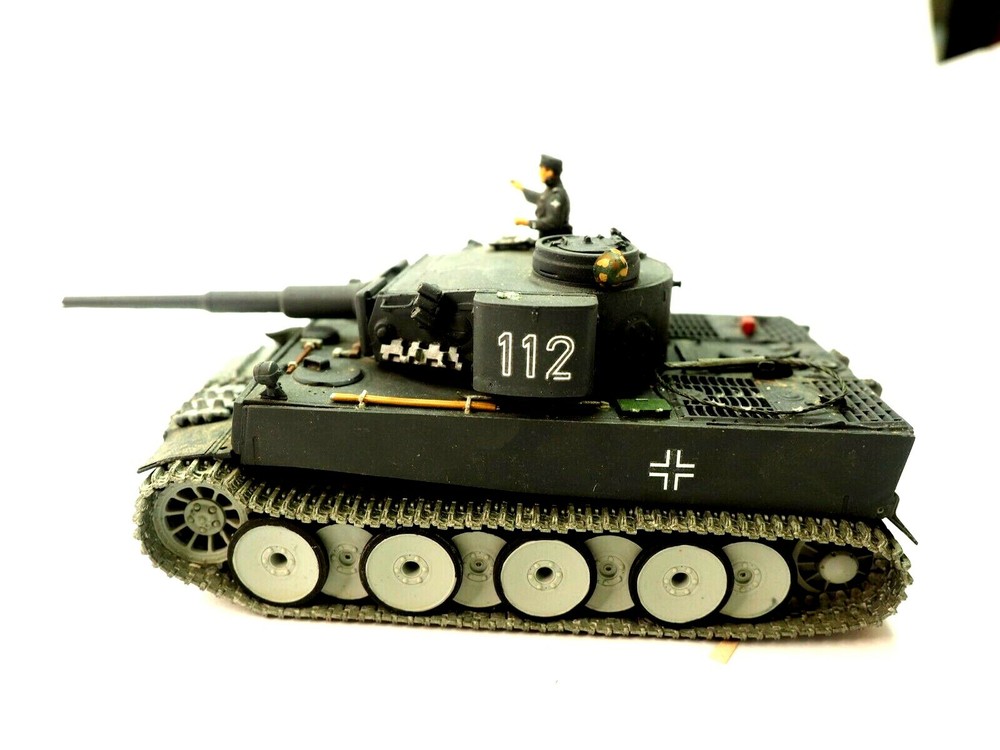 WWII German Pz.VI Tiger Ausf.H1. 502 battalion 1:35 Model Assembled/Painted