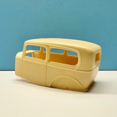 1932 Ford 2 Door Sedan Resin Cast Kit