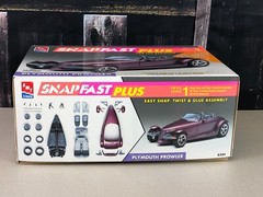 OPEN BOX AMT ERTL Snap Fast Plus Skill Level 1 PLYMOUTH PROWLER 1/25 Model Kit