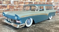 Resin 15-Inch Cadillac Hubcaps W/ Bullets And Wide Whitewalls,1/24 1/25 Scale