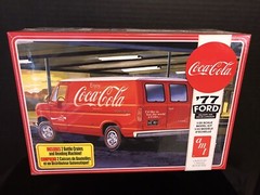 AMT 1173M/12 COCA COLA ‘77 FORD DELIVERY VAN MODEL KIT-NIB-1/25 SCALE