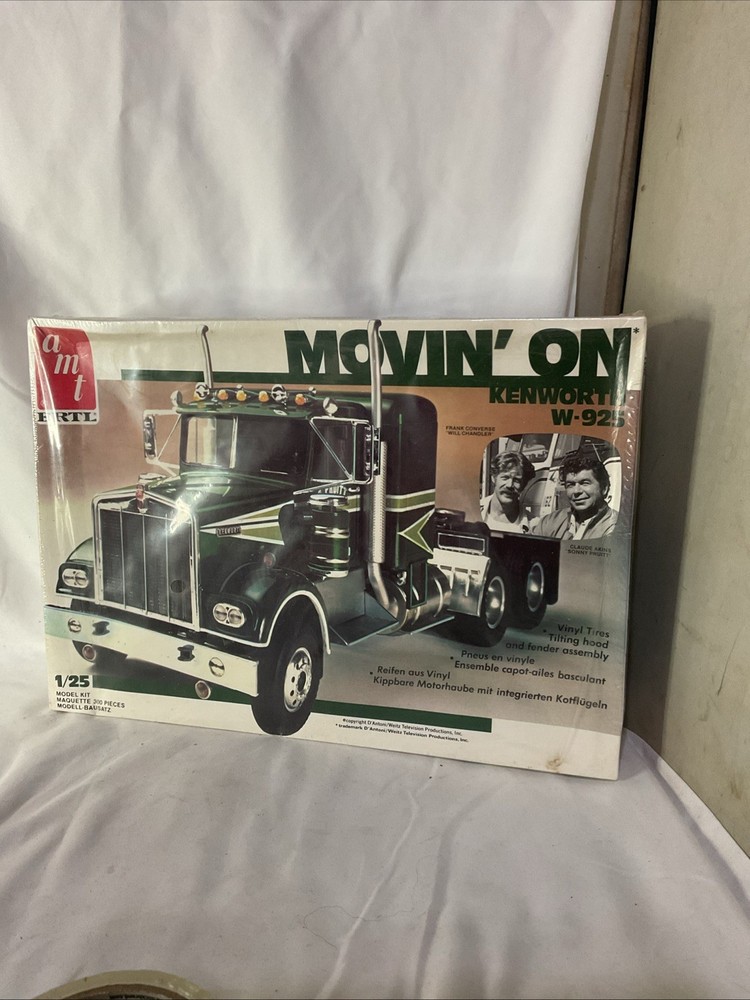 AMT KENWORTH Movin On W-925 Model Kit 1/25 Sent Truck Cab Model Kit 6643