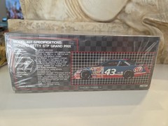 1990 AMT #43 Richard Petty STP Grand Prix 1/25 Scale Model Kit #6728 NEW