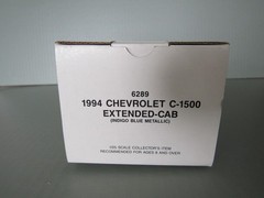 1994 CHEVROLET C-1500 PICKUP AMT 1/25 Scale DEALER Plastic Promo In Box READ!