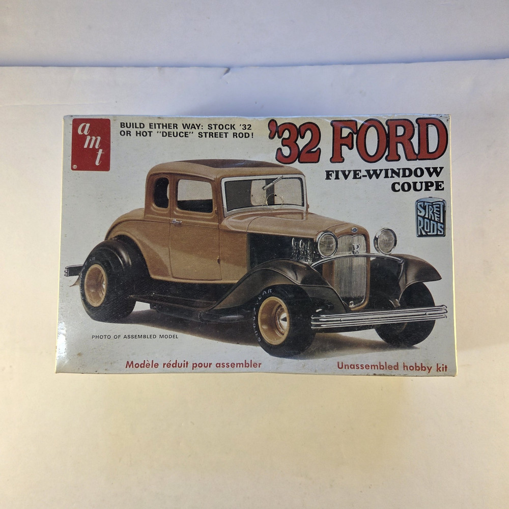 32 Ford Five Window Coupe AMT 1:25 In Factory Sealed Box
