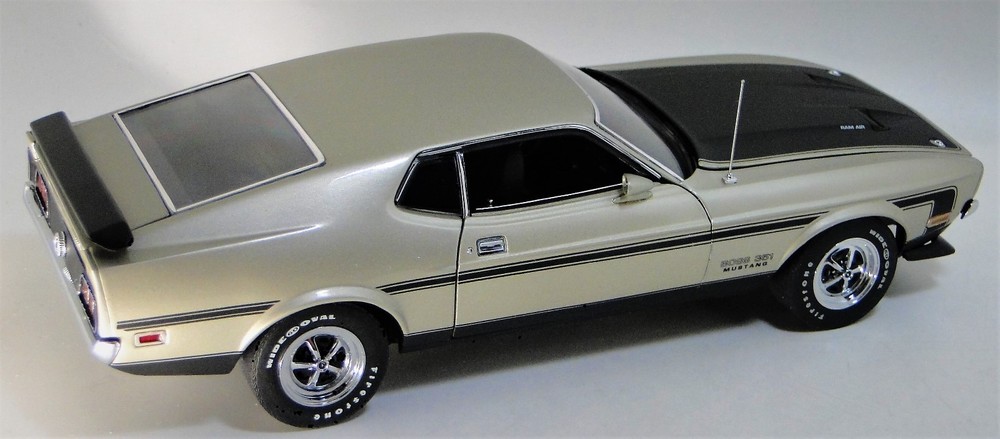 Ford Mustang RAM AIR 1 Custom Built Metal Body Model 24 Hot Rod 12Race Car 18 GT