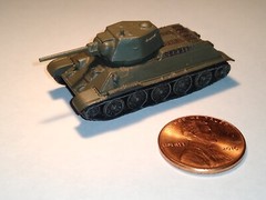 Takara 1/144 World Tank Museum 7. Russian T-3476 (1942 model) in green (#127)