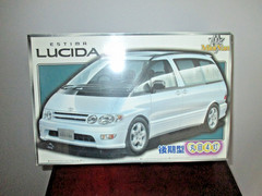 High Detail Model #029084 Aoshima Toyota Estima Lucida 1/24 Right Hand Steering