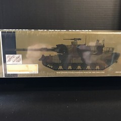 ACADEMY 13560 POLISH LAND FORCES K2GF TANK MODEL KIT-NIB-1/35 SCALE