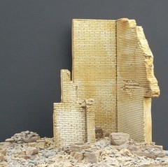 Dioramas Plus DP9 Cornered Ruins. 1/35 + Free Base & extra rubble Great Detail!
